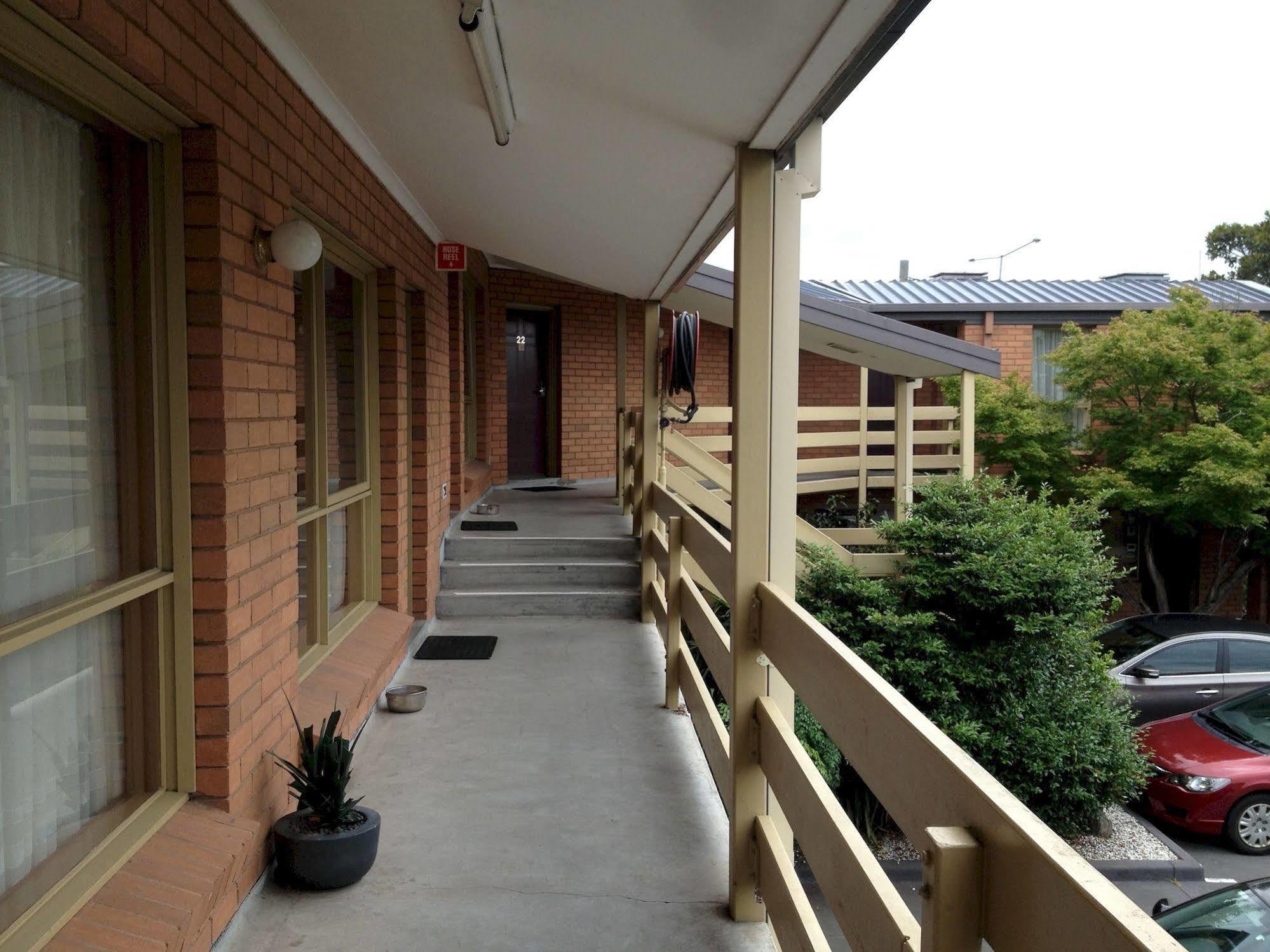 Essendon Motel Essendon North Exterior photo