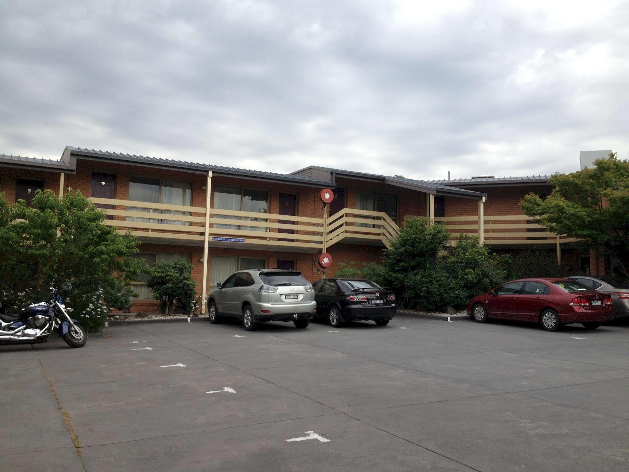 Essendon Motel Essendon North Exterior photo